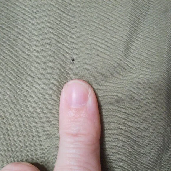 Solid Unisex Army Green Scrub Top Laudau M… - Picture 5 of 5